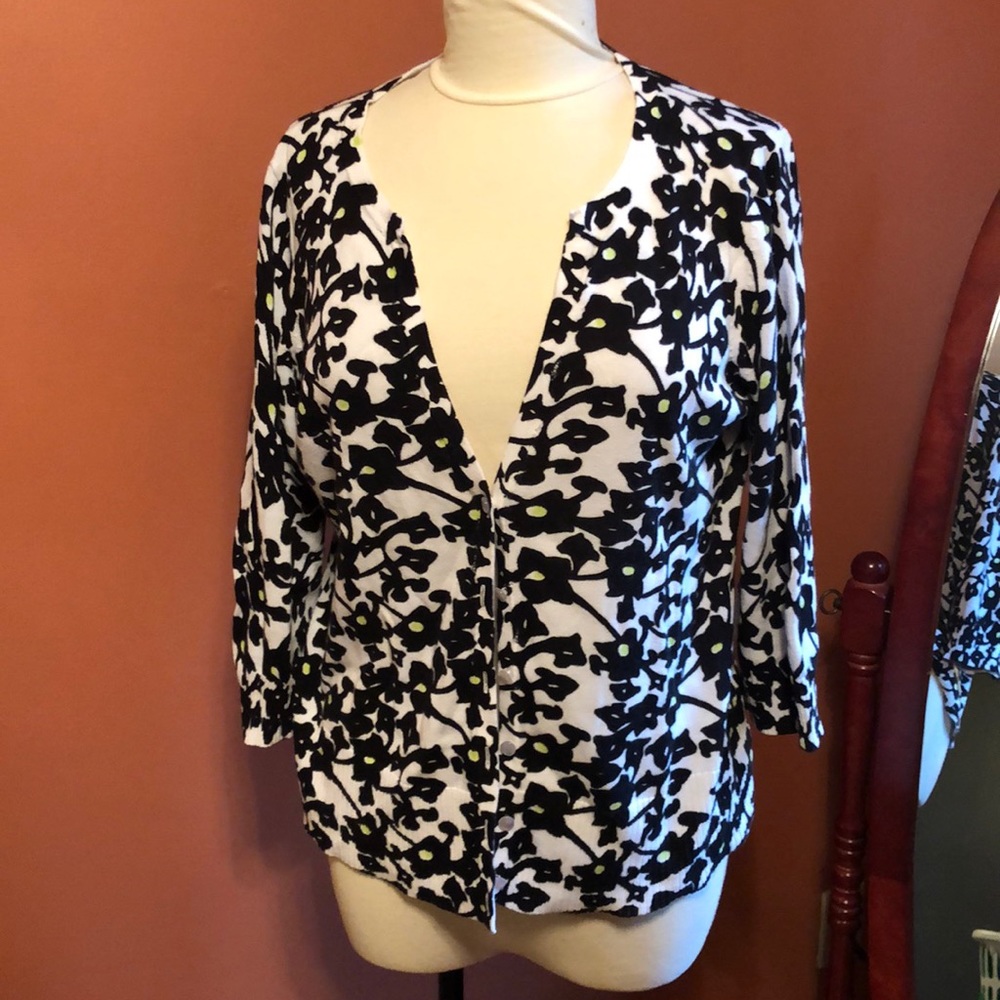 Throwback floral cardigan